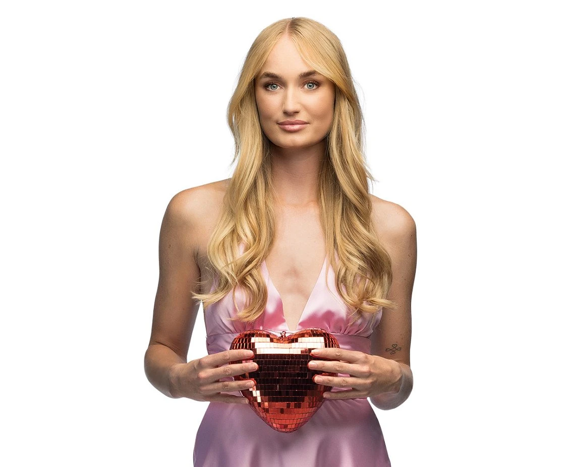 Kula dyskotekowa serce czerwona (19 cm)