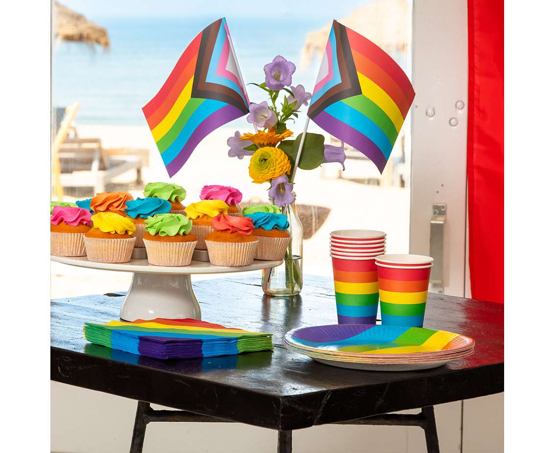 Talerzyki papierowe Rainbow, 23 cm, 8 szt.